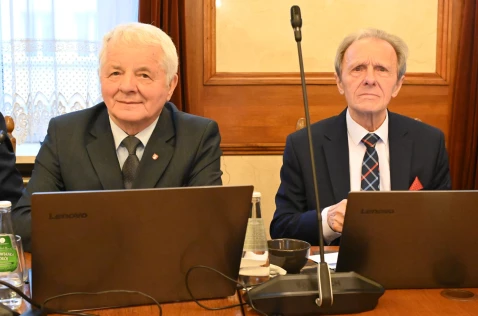 LXI sesja Rady Powiatu w Krakowie - radni: Leszek Dolny i Włodzimierz Tochowicz
