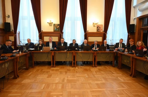 19 LXII sesja Rady Powiatu_2000x1335.JPG
