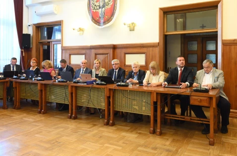 LVI sesja Rady Powiatu_04.JPG