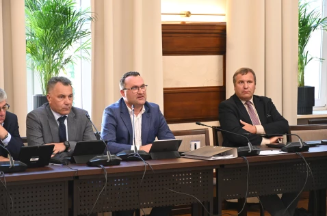 Sesja Rady Powiatu w Krakowie